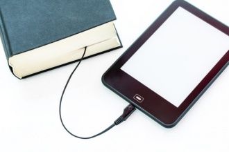 Яндекс.Деньги: россияне переходят на электронные книги